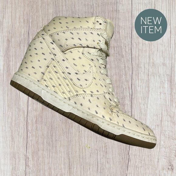 Nike Dunk Sky Hi Wedge Sneakers – Women’s 8.5 – Cream / Ivory – 543258-101 - Picture 1 of 8